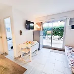 T2 50m Avec Clim, Jardin Et Garage *