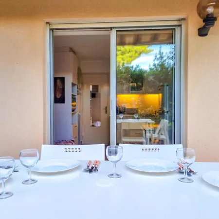 T2 50m Avec Clim, Jardin Et Garage * Bormes-les-Mimosas